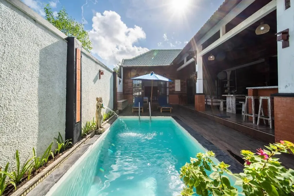 Villa Kayu, Pecatu Uluwatu Ungasan  Indonesia